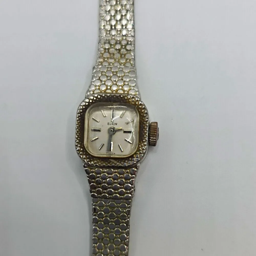 *Vintage*Elgin Women's Watch Mechanical, Silver Dial, Steel Bracelet, runs good.